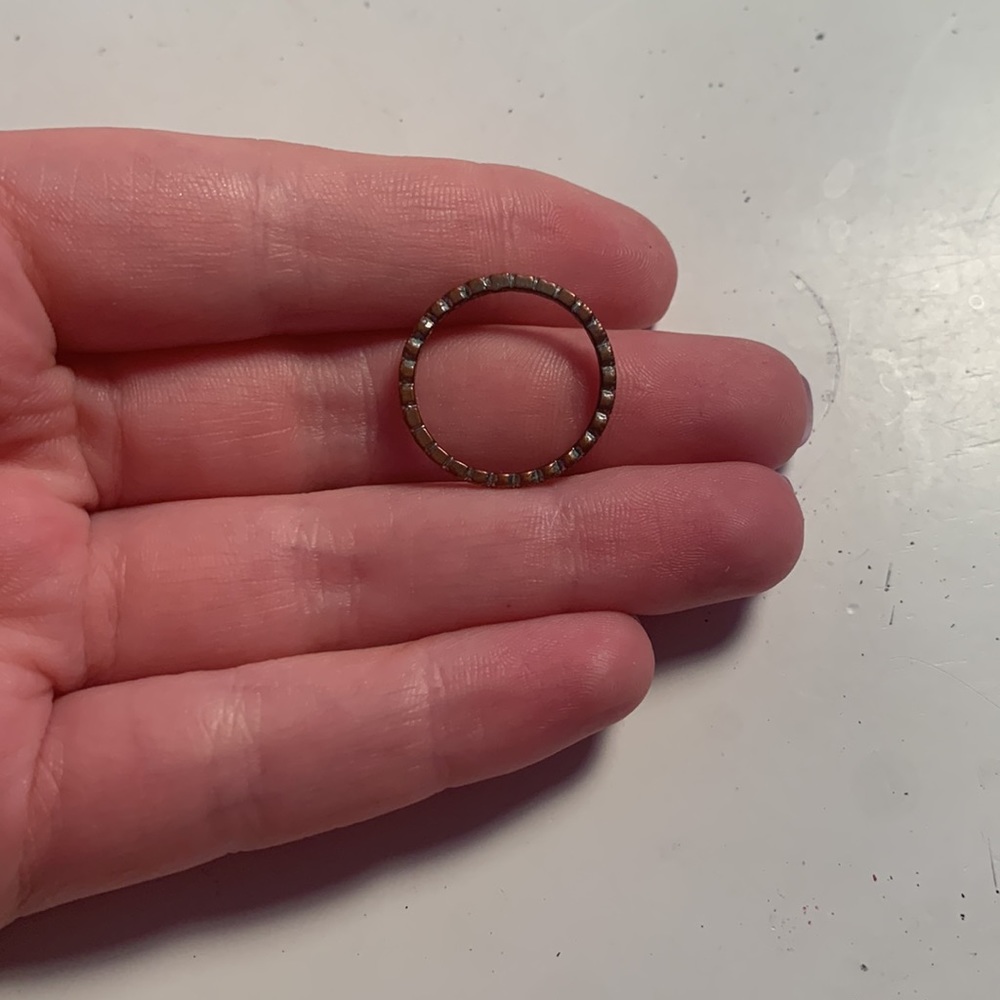 Silver ring - Picture 2 of 2